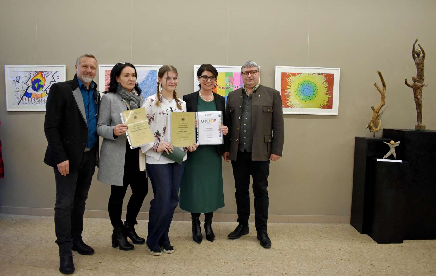 11_01_2025-Platz_1 Max Lesnik_Angelika Brandner_Selina Palle_Jasmin Posegger_Thomas Pacher.jpg